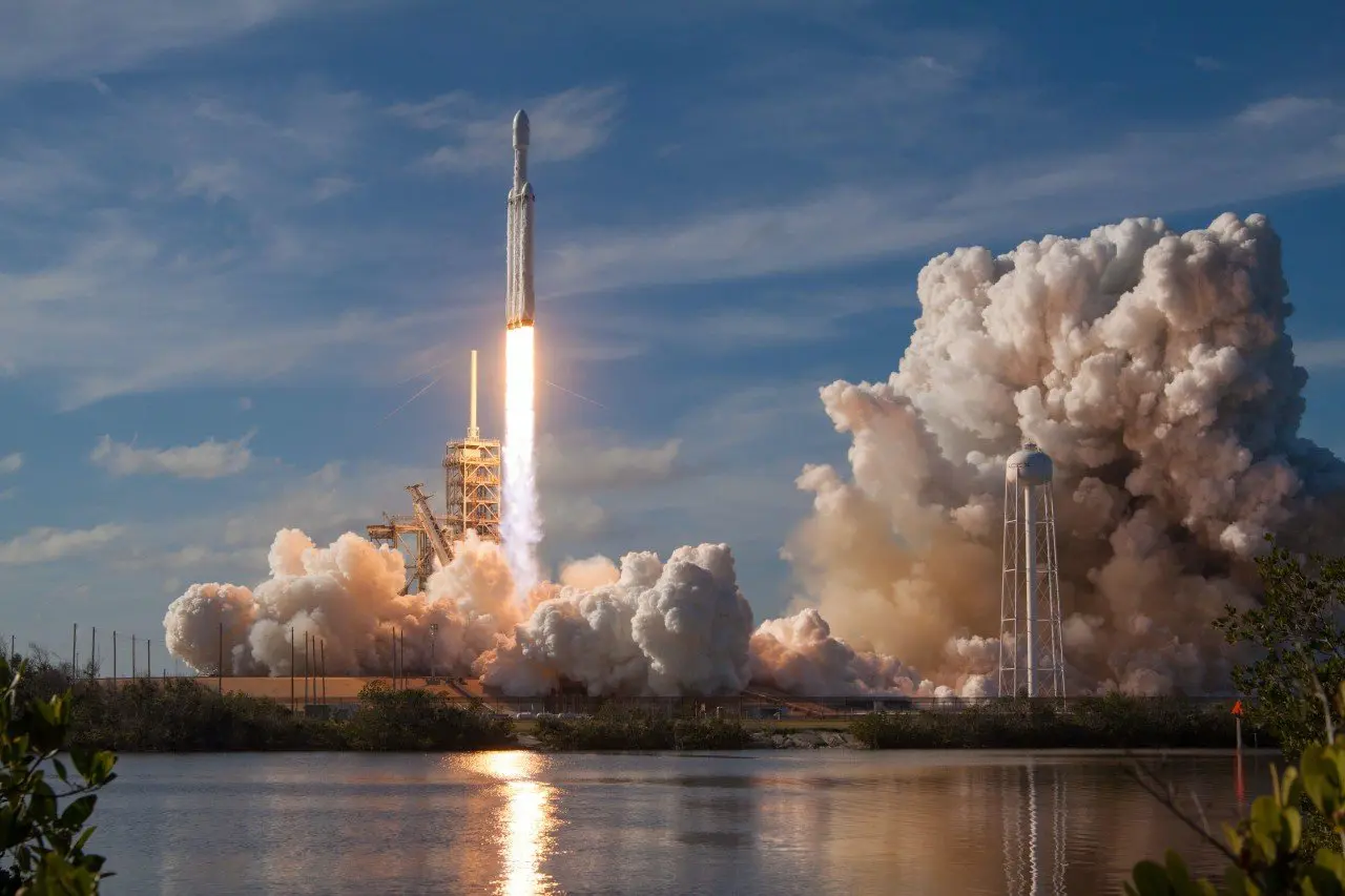 spacex OHOU 5UVIYQ unsplash 1