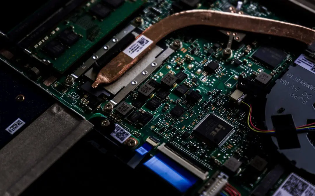 Mission-critical Logistics and the Benefits of Outsourcing It