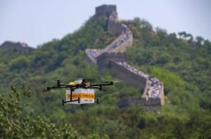 Meituan Drone Delivering Food to the Chinese Wall